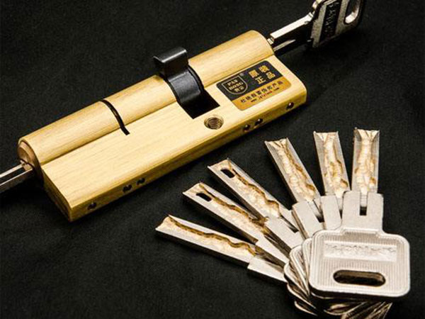 佛坪24小时上门开锁公司