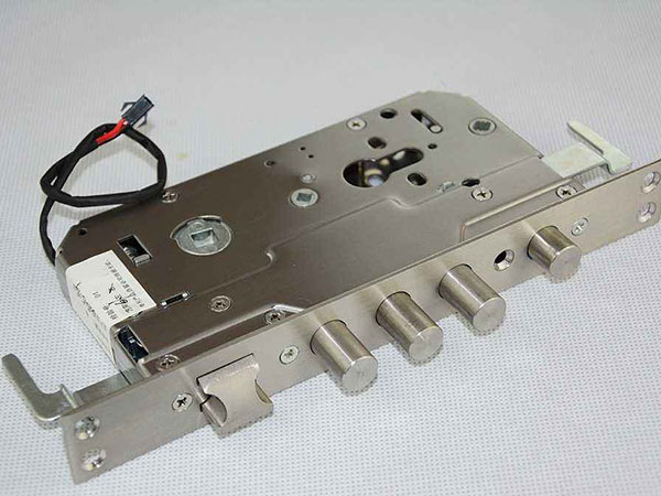 佛坪24小时上门开锁公司