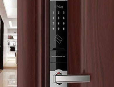 佛坪24小时上门开锁公司